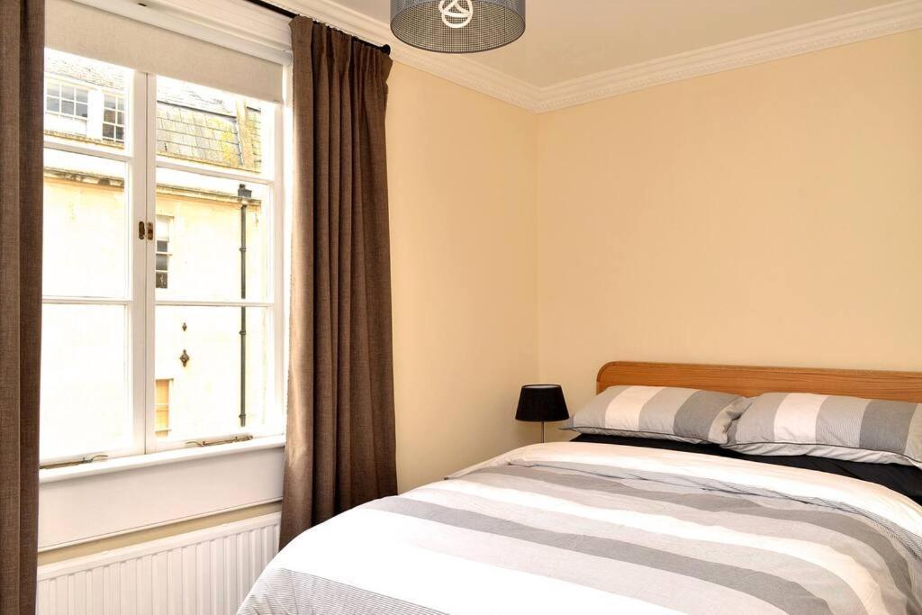 バース**Spotless, Bright 2 Double Bed, Period Features**アパートメント エクステリア 写真
